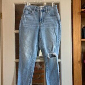 Madewell cropped curvy perfect vintage jean in size 29